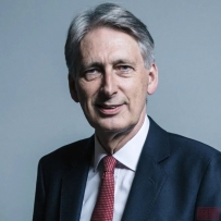 反对 “无协议脱欧”、力挺 “一带一路”,英国前大臣哈蒙德的多重面孔